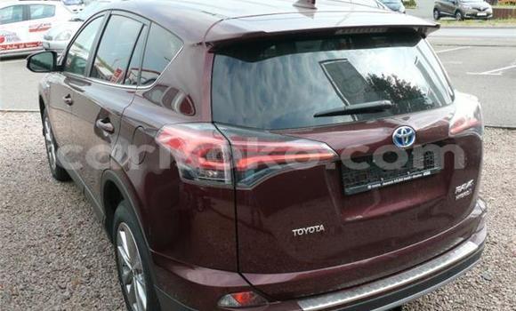 Sayi Na hannu Toyota RAV4 Beige Mota in Kigali a Rwanda Sayi Na hannu Toyota RAV4 Beige Mota in Kigali a Rwanda