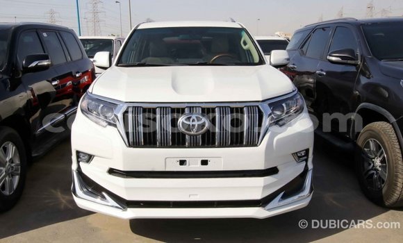 Acheter Import Voiture Toyota Prado Blanc à Import - Dubai, Rwanda Acheter Import Voiture Toyota Prado Blanc à Import - Dubai, Rwanda