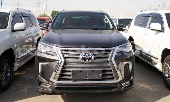 Acheter Import Voiture Toyota Fortuner Autre à Import - Dubai, Rwanda Acheter Import Voiture Toyota Fortuner Autre à Import - Dubai, Rwanda