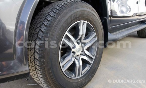 Acheter Import Voiture Toyota Fortuner Autre à Import - Dubai, Rwanda Acheter Import Voiture Toyota Fortuner Autre à Import - Dubai, Rwanda