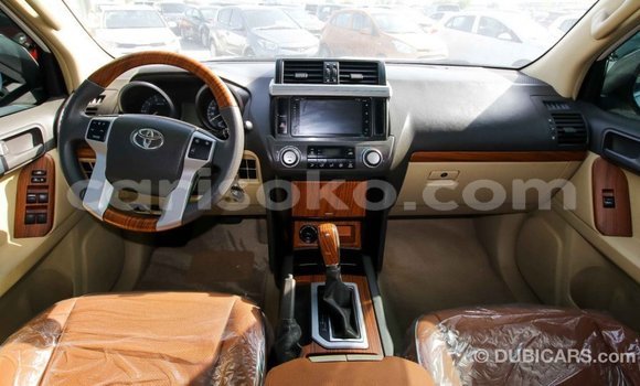 Sayi Imported Toyota Prado Blanc Mota in Import - Dubai a Rwanda Sayi Imported Toyota Prado Blanc Mota in Import - Dubai a Rwanda