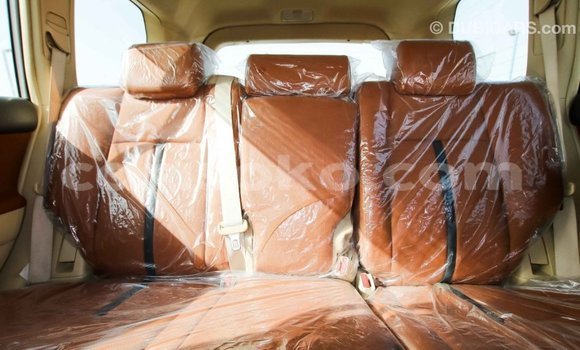 Sayi Imported Toyota Prado Blanc Mota in Import - Dubai a Rwanda Sayi Imported Toyota Prado Blanc Mota in Import - Dubai a Rwanda