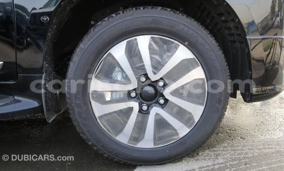 Acheter Import Voiture Toyota Land Cruiser Noir à Import - Dubai, Rwanda Acheter Import Voiture Toyota Land Cruiser Noir à Import - Dubai, Rwanda