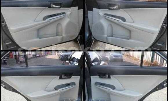 اشتري مستعمل Toyota Camry Noir سيارة في Kigali في Rwanda اشتري مستعمل Toyota Camry Noir سيارة في Kigali في Rwanda