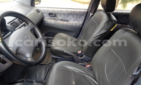 Sayi Na hannu Toyota Picnic Gris Mota in Kigali a Rwanda Sayi Na hannu Toyota Picnic Gris Mota in Kigali a Rwanda