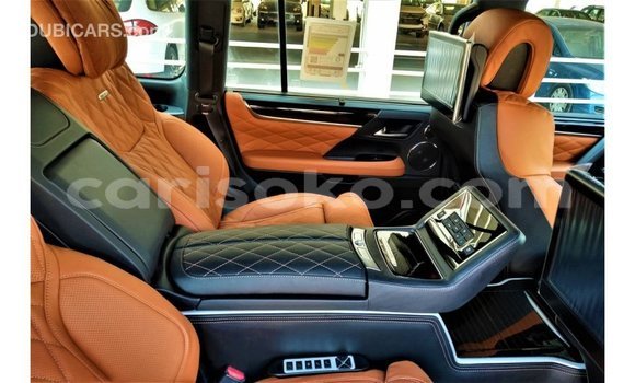 Acheter Import Voiture Lexus LX Noir à Import - Dubai, Rwanda Acheter Import Voiture Lexus LX Noir à Import - Dubai, Rwanda