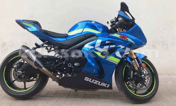 اشتري مستعمل Suzuki GSX–R Bleu دراجة نارية في Kigali في Rwanda