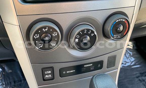 Sayi Na hannu Toyota Corolla Blanc Mota in Kigali a Rwanda Sayi Na hannu Toyota Corolla Blanc Mota in Kigali a Rwanda