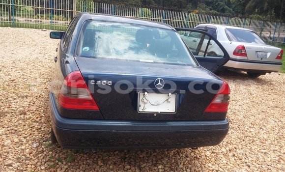Acheter Occasion Voiture Mercedes-Benz C–Class Noir à Kigali, Rwanda Acheter Occasion Voiture Mercedes-Benz C–Class Noir à Kigali, Rwanda