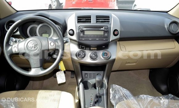 Buy Import Toyota HiAce Other Truck in Import - Dubai in Rwanda Buy Import Toyota HiAce Other Truck in Import - Dubai in Rwanda