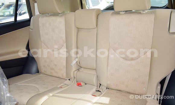 اشتري Imported Toyota HiAce Autre شاحنة في Import - Dubai في Rwanda