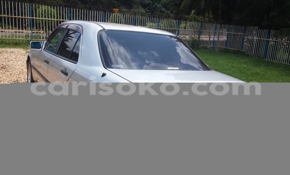 Acheter Neuf Voiture Mercedes-Benz C–Class Blanc à Kigali, Rwanda Acheter Neuf Voiture Mercedes-Benz C–Class Blanc à Kigali, Rwanda