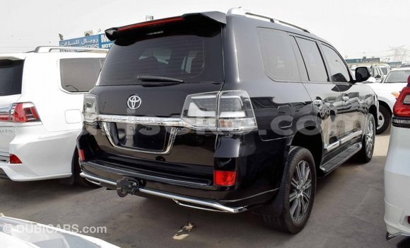 Acheter Import Voiture Toyota Land Cruiser Noir à Import - Dubai, Rwanda Acheter Import Voiture Toyota Land Cruiser Noir à Import - Dubai, Rwanda