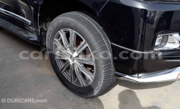 Acheter Import Voiture Toyota Land Cruiser Noir à Import - Dubai, Rwanda Acheter Import Voiture Toyota Land Cruiser Noir à Import - Dubai, Rwanda