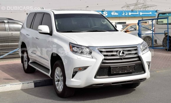 Acheter Import Voiture Lexus GX Blanc à Import - Dubai, Rwanda Acheter Import Voiture Lexus GX Blanc à Import - Dubai, Rwanda
