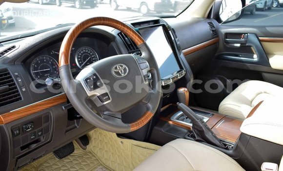 Acheter Import Voiture Toyota Land Cruiser Autre à Import - Dubai, Rwanda Acheter Import Voiture Toyota Land Cruiser Autre à Import - Dubai, Rwanda