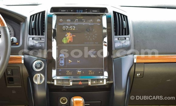 Acheter Import Voiture Toyota Land Cruiser Autre à Import - Dubai, Rwanda Acheter Import Voiture Toyota Land Cruiser Autre à Import - Dubai, Rwanda