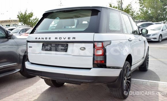 Acheter Import Voiture Land Rover Range Rover Blanc à Import - Dubai, Rwanda Acheter Import Voiture Land Rover Range Rover Blanc à Import - Dubai, Rwanda
