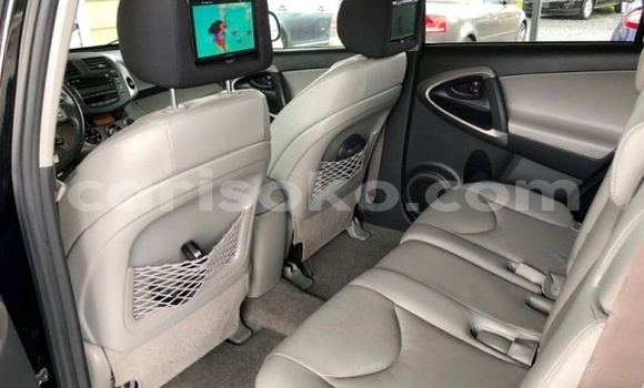 Acheter Import Voiture Toyota RAV4 Noir à Kigali, Rwanda Acheter Import Voiture Toyota RAV4 Noir à Kigali, Rwanda