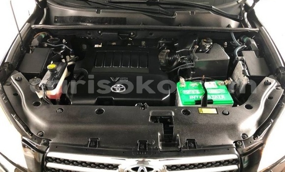 Acheter Import Voiture Toyota RAV4 Noir à Kigali, Rwanda Acheter Import Voiture Toyota RAV4 Noir à Kigali, Rwanda
