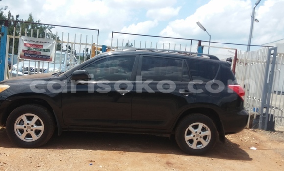 Acheter Occasion Voiture Toyota RAV4 Noir à Kigali, Rwanda Acheter Occasion Voiture Toyota RAV4 Noir à Kigali, Rwanda