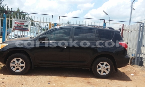 Acheter Occasion Voiture Toyota RAV4 Noir à Kigali, Rwanda Acheter Occasion Voiture Toyota RAV4 Noir à Kigali, Rwanda