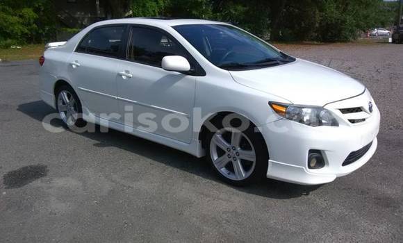 Sayi Na hannu Toyota Corolla Blanc Mota in Kigali a Rwanda Sayi Na hannu Toyota Corolla Blanc Mota in Kigali a Rwanda