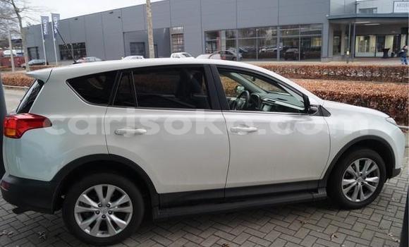 Buy Used Toyota RAV4 White Car in Kigali in Rwanda Buy Used Toyota RAV4 White Car in Kigali in Rwanda