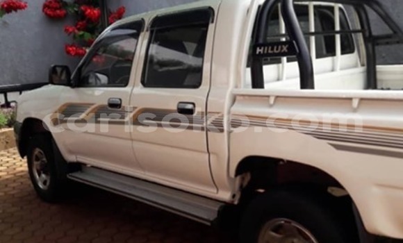 Buy Used Toyota Pickup White Car in Kigali in Rwanda Buy Used Toyota Pickup White Car in Kigali in Rwanda