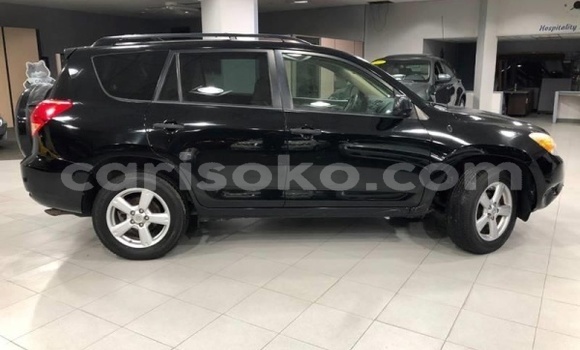 Sayi Na hannu Toyota RAV4 Autre Mota in Gasarenda a Rwanda Sayi Na hannu Toyota RAV4 Autre Mota in Gasarenda a Rwanda
