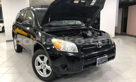 Sayi Na hannu Toyota RAV4 Autre Mota in Gasarenda a Rwanda Sayi Na hannu Toyota RAV4 Autre Mota in Gasarenda a Rwanda