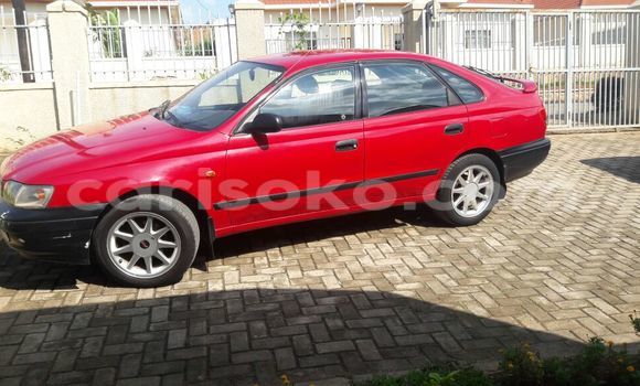 Acheter Occasion Voiture Toyota Carina Rouge à Gicumbi au Rwanda Acheter Occasion Voiture Toyota Carina Rouge à Gicumbi au Rwanda