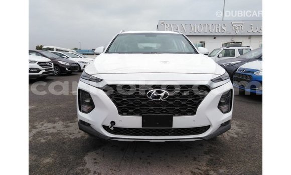 Acheter Import Voiture Hyundai Santa Fe Blanc à Import - Dubai, Rwanda Acheter Import Voiture Hyundai Santa Fe Blanc à Import - Dubai, Rwanda