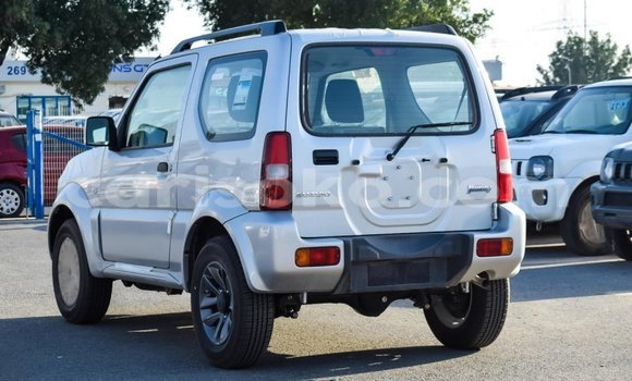 Sayi Imported Suzuki Jimny Autre Mota in Import - Dubai a Rwanda Sayi Imported Suzuki Jimny Autre Mota in Import - Dubai a Rwanda