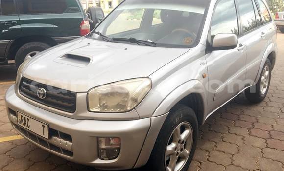 Sayi Na hannu Toyota RAV4 Gris Mota in Kigali a Rwanda Sayi Na hannu Toyota RAV4 Gris Mota in Kigali a Rwanda