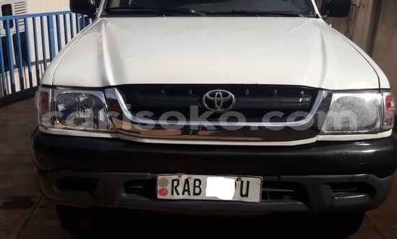 Sayi Na hannu Toyota Hilux Blanc Mota in Kigali a Rwanda Sayi Na hannu Toyota Hilux Blanc Mota in Kigali a Rwanda