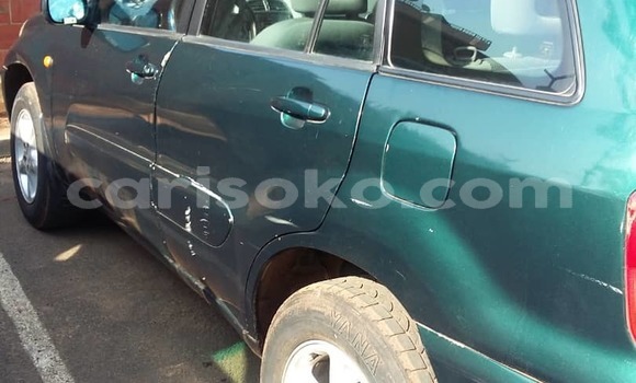 Sayi Na hannu Toyota RAV4 Bleu Mota in Kigali a Rwanda Sayi Na hannu Toyota RAV4 Bleu Mota in Kigali a Rwanda