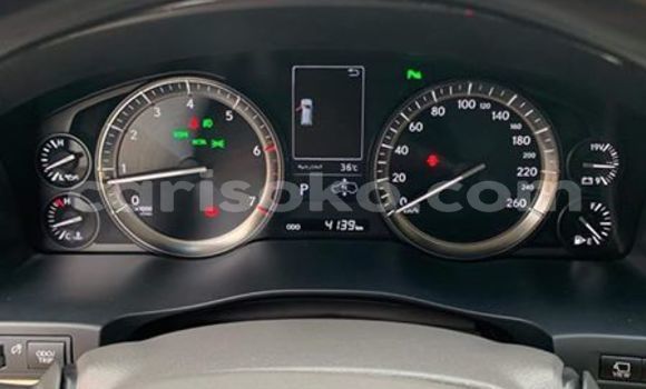 Acheter Occasion Voiture Lexus LX 570 Blanc à Kigali, Rwanda Acheter Occasion Voiture Lexus LX 570 Blanc à Kigali, Rwanda