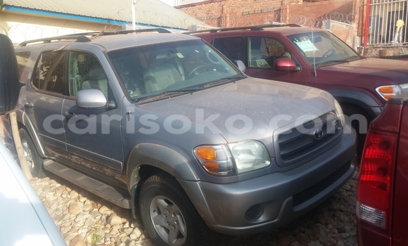 اشتري مستعمل Toyota Sequoia Bleu سيارة في Kigali في Rwanda اشتري مستعمل Toyota Sequoia Bleu سيارة في Kigali في Rwanda