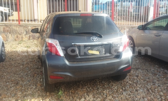 اشتري مستعمل Toyota Yaris Noir سيارة في Kigali في Rwanda اشتري مستعمل Toyota Yaris Noir سيارة في Kigali في Rwanda