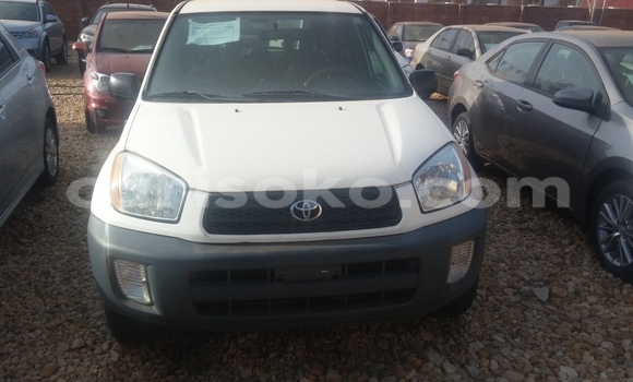 اشتري مستعمل Toyota RAV4 Blanc سيارة في Kigali في Rwanda اشتري مستعمل Toyota RAV4 Blanc سيارة في Kigali في Rwanda
