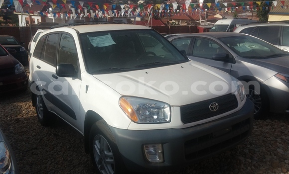اشتري مستعمل Toyota RAV4 Blanc سيارة في Kigali في Rwanda اشتري مستعمل Toyota RAV4 Blanc سيارة في Kigali في Rwanda