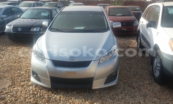 اشتري مستعمل Toyota Matrix Gris سيارة في Kigali في Rwanda اشتري مستعمل Toyota Matrix Gris سيارة في Kigali في Rwanda