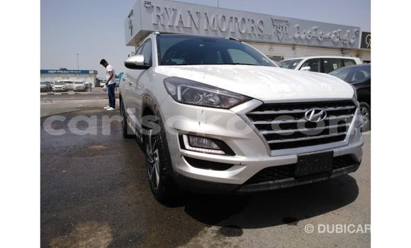 Sayi Imported Hyundai Tucson Autre Mota in Import - Dubai a Rwanda Sayi Imported Hyundai Tucson Autre Mota in Import - Dubai a Rwanda
