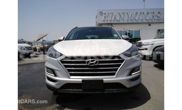 Sayi Imported Hyundai Tucson Autre Mota in Import - Dubai a Rwanda Sayi Imported Hyundai Tucson Autre Mota in Import - Dubai a Rwanda