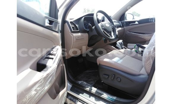 Sayi Imported Hyundai Tucson Autre Mota in Import - Dubai a Rwanda Sayi Imported Hyundai Tucson Autre Mota in Import - Dubai a Rwanda