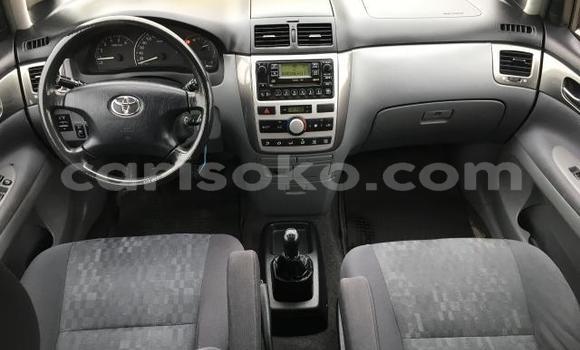 Sayi Na hannu Toyota Avensis Verso Noir Mota in Kigali a Rwanda Sayi Na hannu Toyota Avensis Verso Noir Mota in Kigali a Rwanda