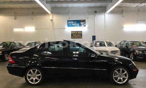 Buy Used Mercedes-Benz C–Class Black Car in Kigali in Rwanda Buy Used Mercedes-Benz C–Class Black Car in Kigali in Rwanda