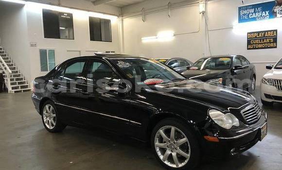 Buy Used Mercedes-Benz C–Class Black Car in Kigali in Rwanda Buy Used Mercedes-Benz C–Class Black Car in Kigali in Rwanda