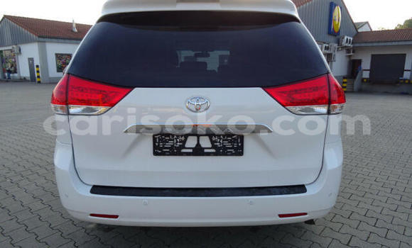 Buy Used Toyota Sienna White Car in Kigali in Rwanda Buy Used Toyota Sienna White Car in Kigali in Rwanda
